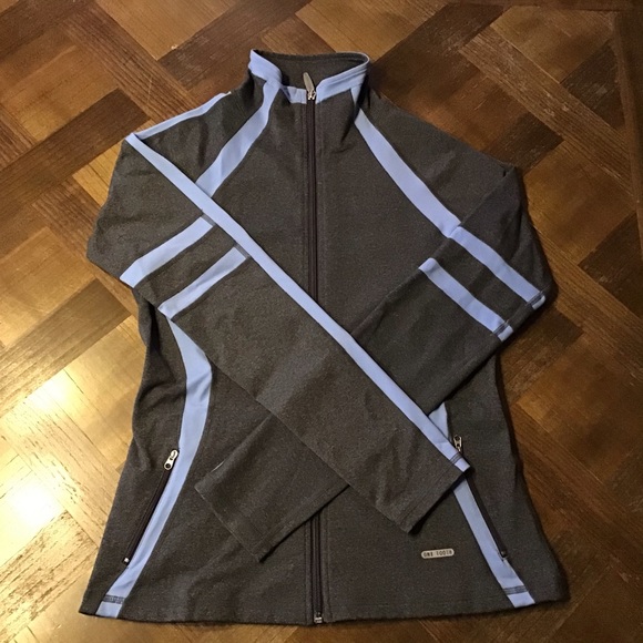 Active wear jacket - Picture 3 of 3